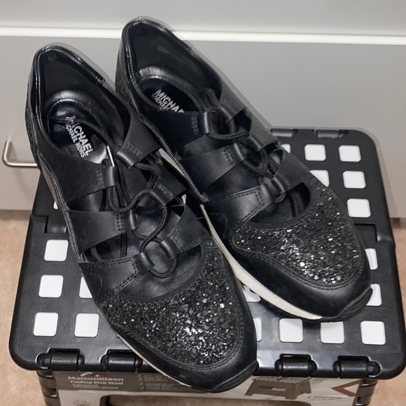 Crazy, sexy, cool - Michael Kors - Picture 3 of 8